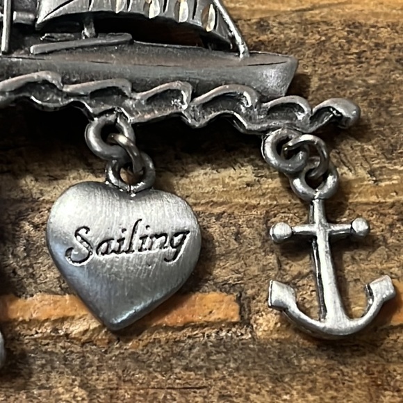 "JJ" Jonette Jewelry Silver Pewter 'SAILBOAT w/Charms' Pin ~ Sea Lover - Picture 4 of 9